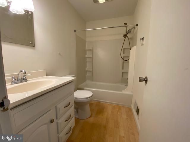 325 BARLEY DR, Newark, DE 19702