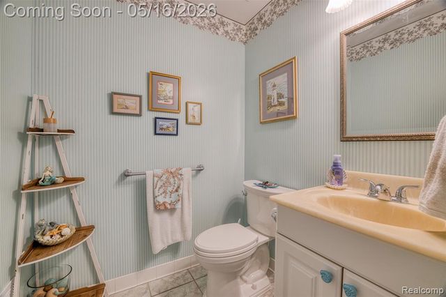 22280 John Deere Lane, Macomb, MI 48044