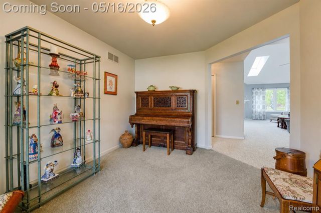22280 John Deere Lane, Macomb, MI 48044