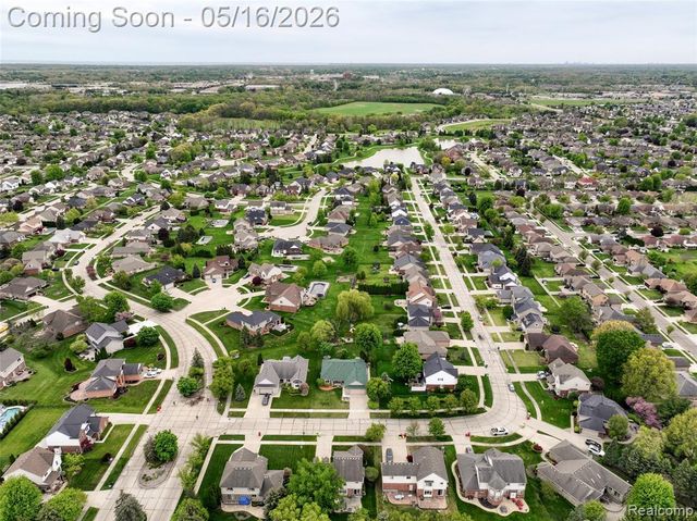 22280 John Deere Lane, Macomb, MI 48044