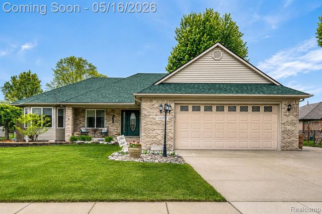 22280 John Deere Lane, Macomb, MI 48044