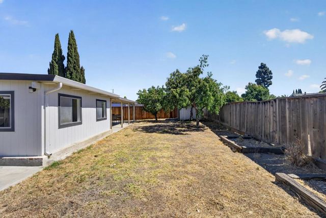 1679 Flickinger Avenue, San Jose, CA 95131