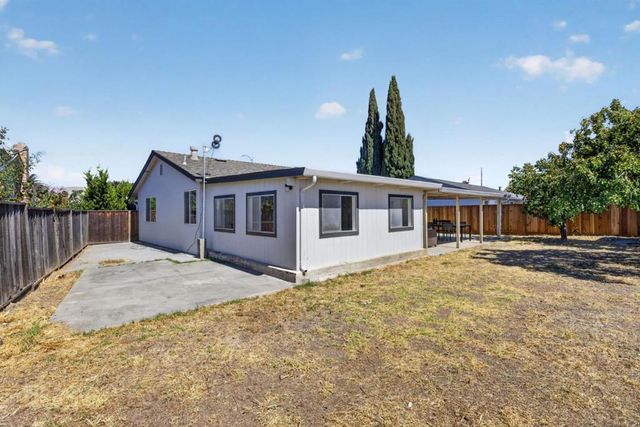 1679 Flickinger Avenue, San Jose, CA 95131