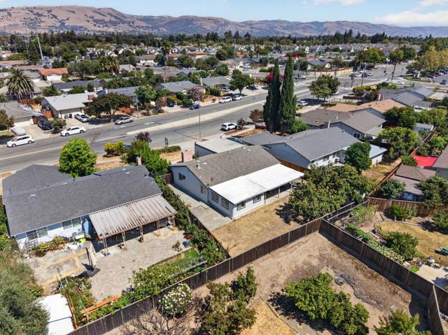 1679 Flickinger Avenue, San Jose, CA 95131