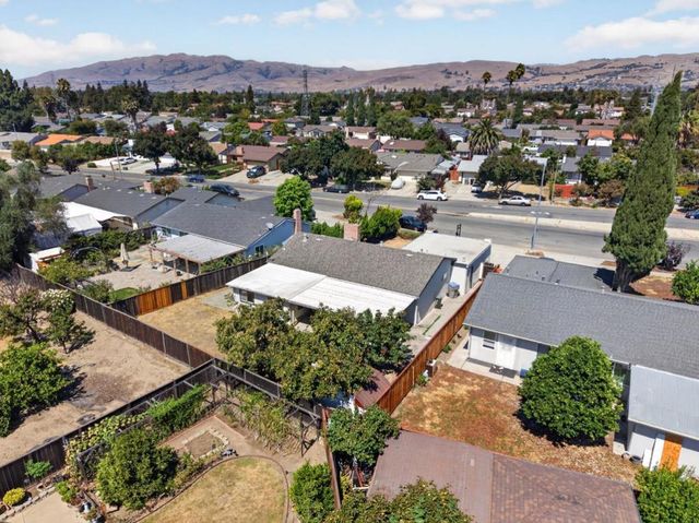 1679 Flickinger Avenue, San Jose, CA 95131