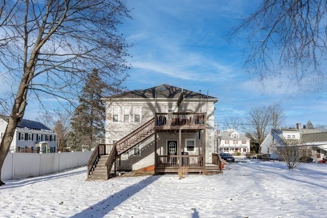 29-31 Middlesex St 1, Chelmsford, MA 01863