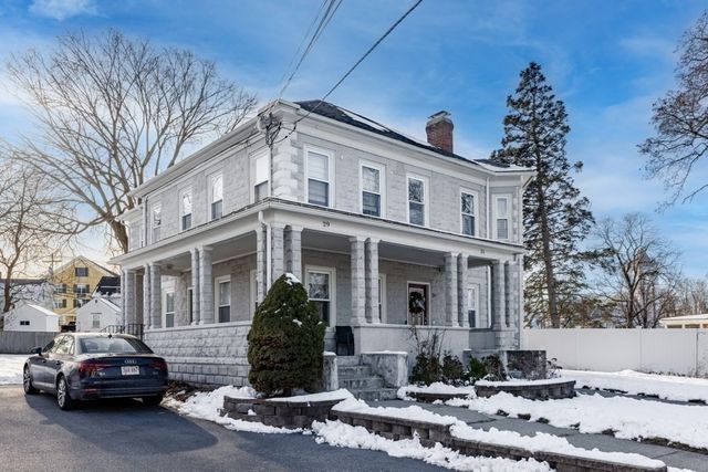 29-31 Middlesex St 1, Chelmsford, MA 01863