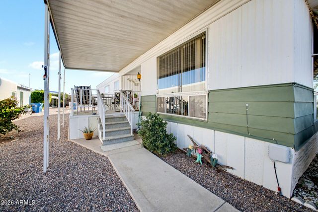 2650 W UNION HILLS Drive 8, Phoenix, AZ 85027