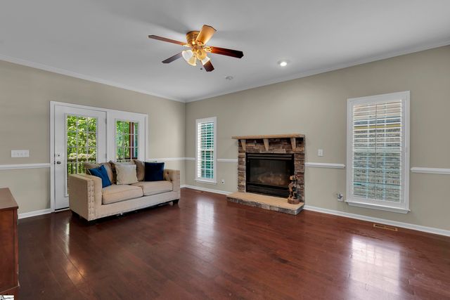316 New Tarleton Way, Greer, SC 29650