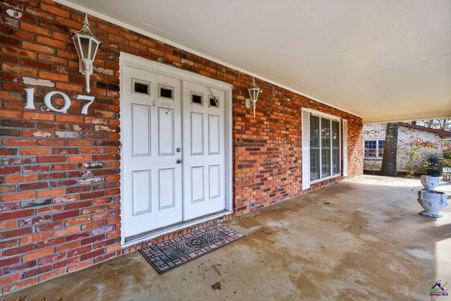107 Via Eldorado Drive, Warner Robins, GA 31008