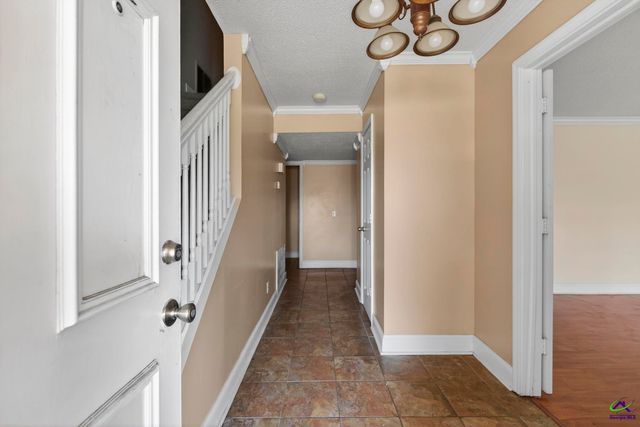 107 Via Eldorado Drive, Warner Robins, GA 31008