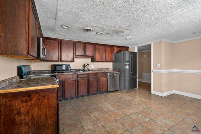 107 Via Eldorado Drive, Warner Robins, GA 31008