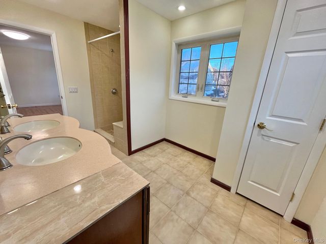 51 Emmett Terrace 1, New Rochelle, NY 10805