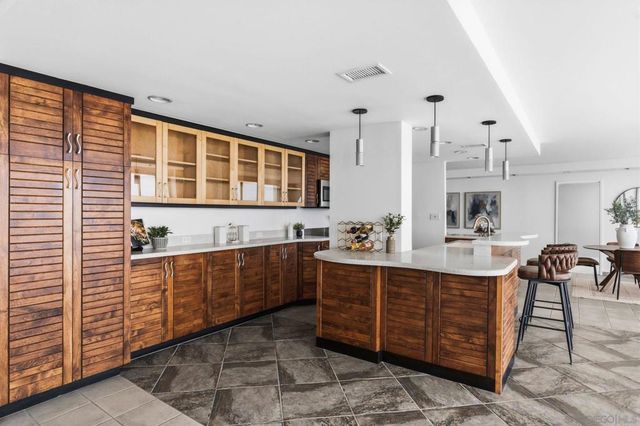 1830 Avenida Del Mundo 907, Coronado, CA 92118