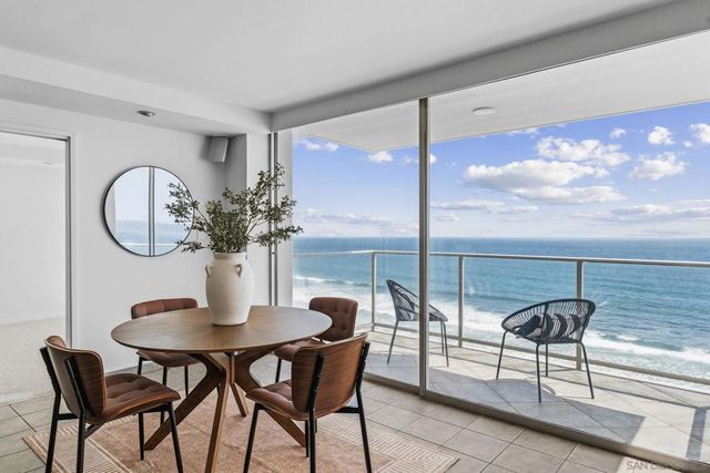 1830 Avenida Del Mundo 907, Coronado, CA 92118