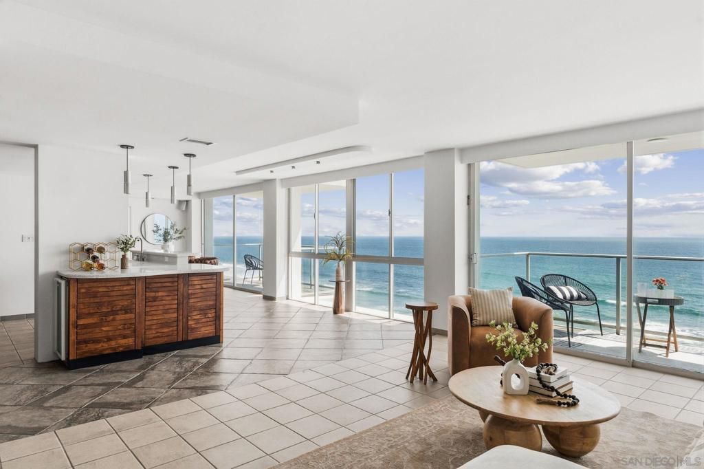 1830 Avenida Del Mundo 907, Coronado, CA 92118
