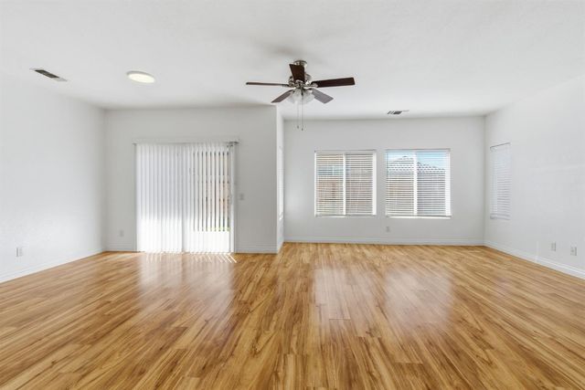 3920 Mount Ritter Ct, Stockton, CA 95212