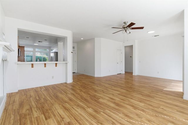 3920 Mount Ritter Ct, Stockton, CA 95212