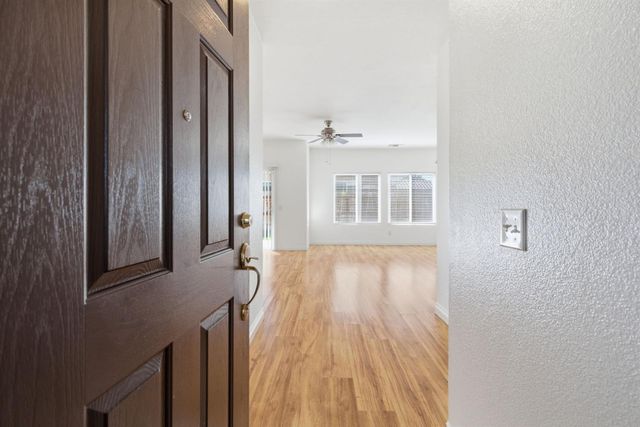 3920 Mount Ritter Ct, Stockton, CA 95212