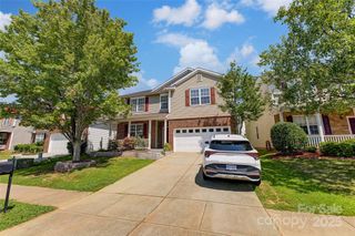 2015 Savannah Hills Drive, Matthews, NC 28105