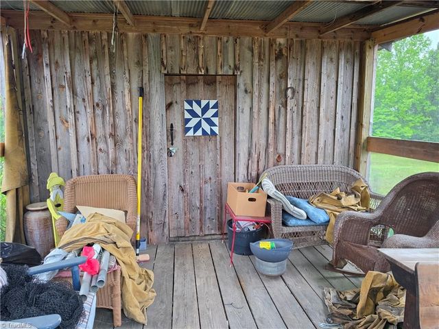 2729 Asbury Road, Mount Airy, NC 27030