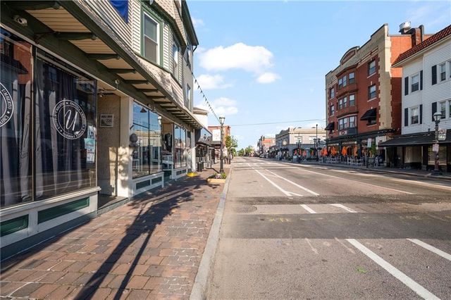 264 Atwells Avenue 2 L, Providence, RI 02903