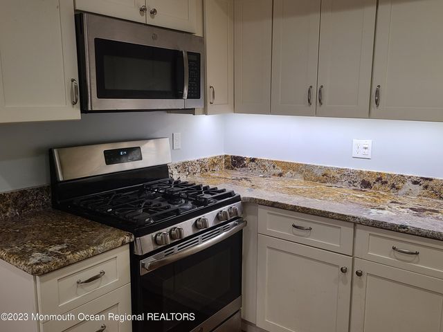 1591 Marco Island Drive, Toms River, NJ 08753