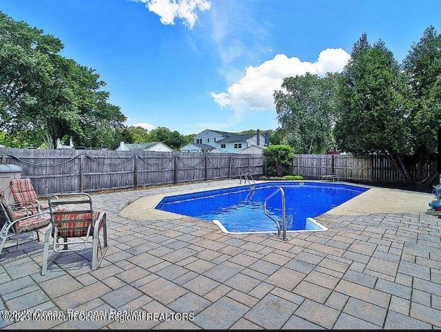 1591 Marco Island Drive, Toms River, NJ 08753