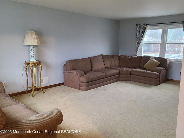 1591 Marco Island Drive, Toms River, NJ 08753
