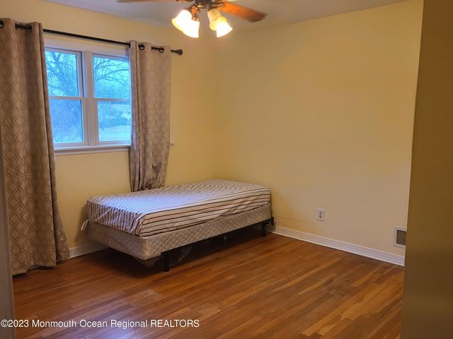 1591 Marco Island Drive, Toms River, NJ 08753