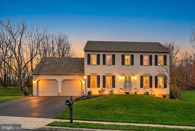 320 COACHMAN LN, Palmyra, PA 17078