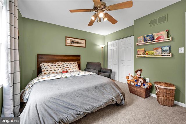 320 COACHMAN LN, Palmyra, PA 17078