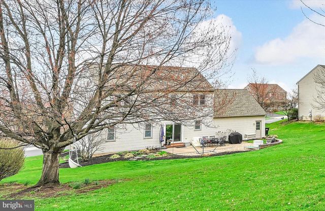 320 COACHMAN LN, Palmyra, PA 17078