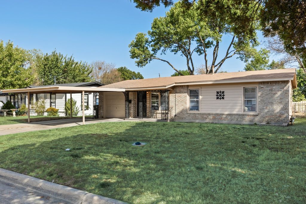 5533 Burton Avenue, Fort Worth, TX 76119 — photo 4