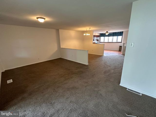 12032 MILLBROOK RD, Philadelphia, PA 19154