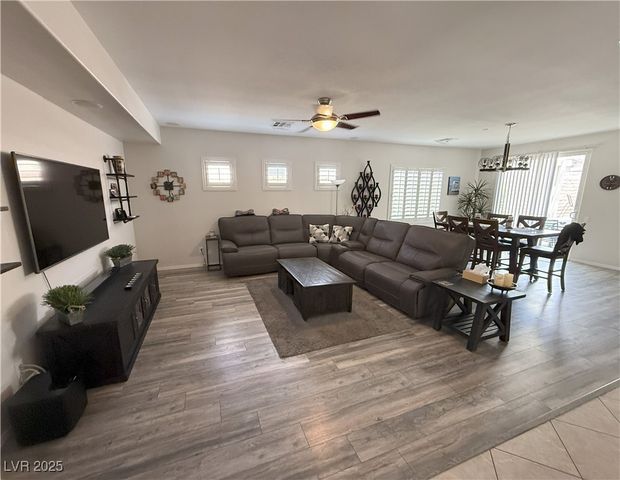 3744 Fading Sun Street, Las Vegas, NV 89135