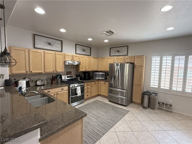 3744 Fading Sun Street, Las Vegas, NV 89135