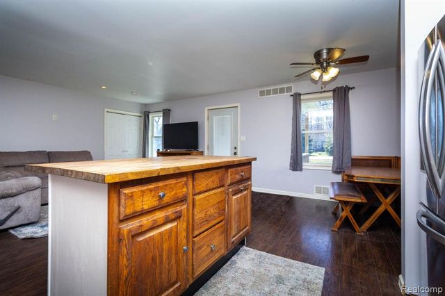 1814 Leland Road, Kimball, MI 48074