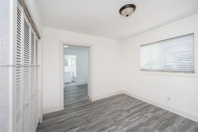 11950 SW 182nd Ter, Miami, FL 33177