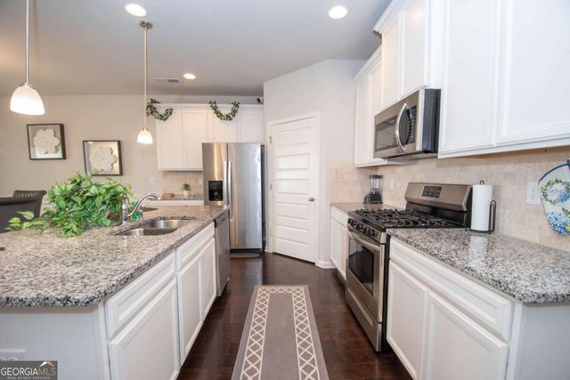 531 Carleton Place, Locust Grove, GA 30248