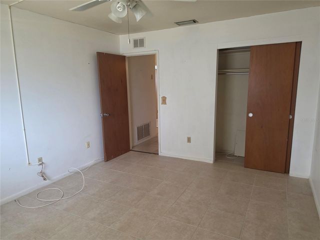 5850 21ST STREET N 15, St Petersburg, FL 33714