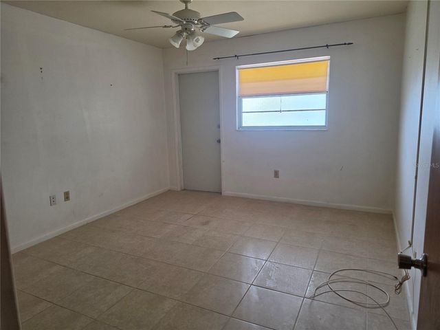 5850 21ST STREET N 15, St Petersburg, FL 33714