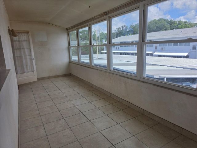 5850 21ST STREET N 15, St Petersburg, FL 33714