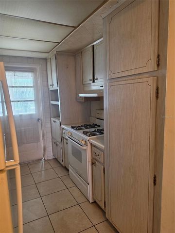 5850 21ST STREET N 15, St Petersburg, FL 33714