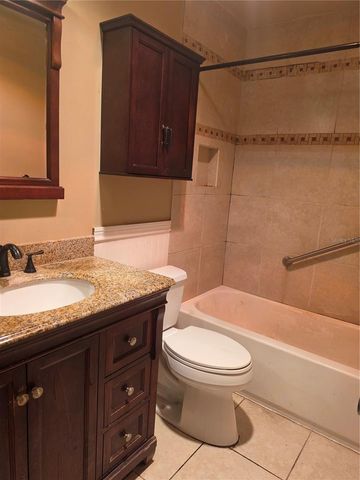 5850 21ST STREET N 15, St Petersburg, FL 33714