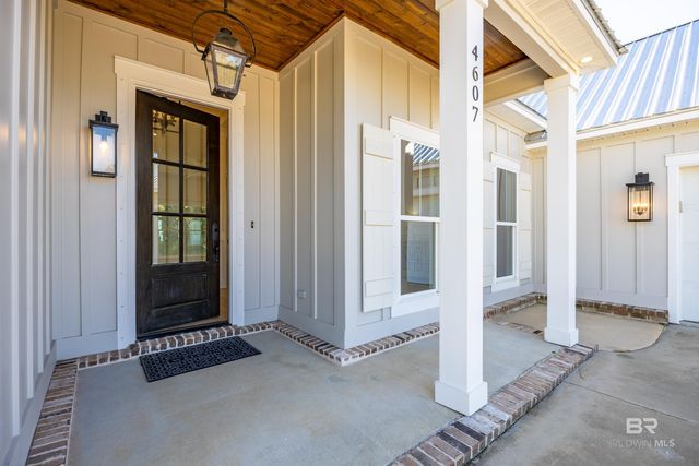 4607 Surrey Lane, Orange Beach, AL 36561