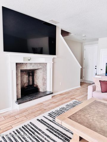 8882 SHELL ISLAND Drive, Jacksonville, FL 32216