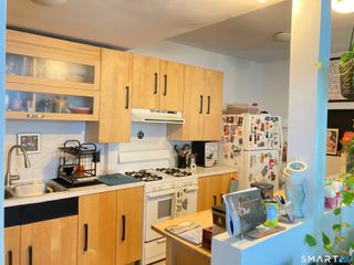 102 Mansfield Street, New Haven, CT 06511