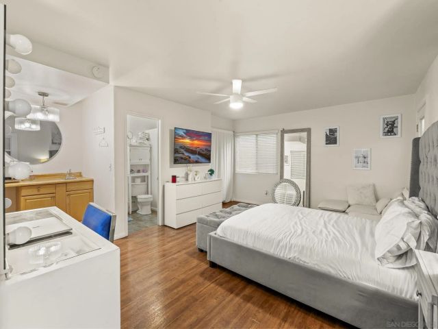 406-408 & 408B E Ave, Coronado, CA 92118