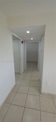 19600 SW 110th Court 213, Cutler Bay, FL 33157